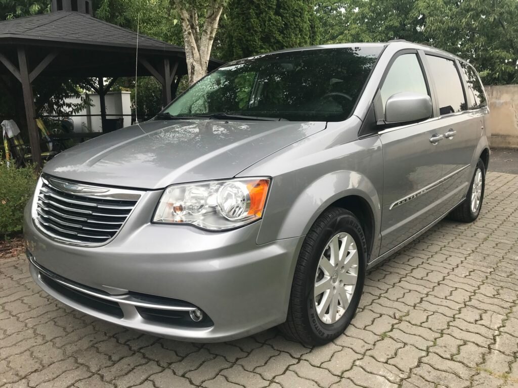 Chrysler T&C 2015